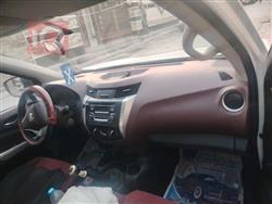 نيسان نافارا